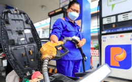 Giá xăng, dầu cùng điều chỉnh giảm