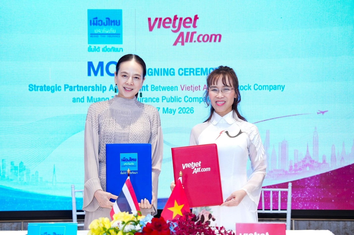 Tỷ phú Nguyễn Thị Phương Thảo và Madam Pang cùng xuất hiện, Vietjet công bố bước đi mới tại Thái Lan
