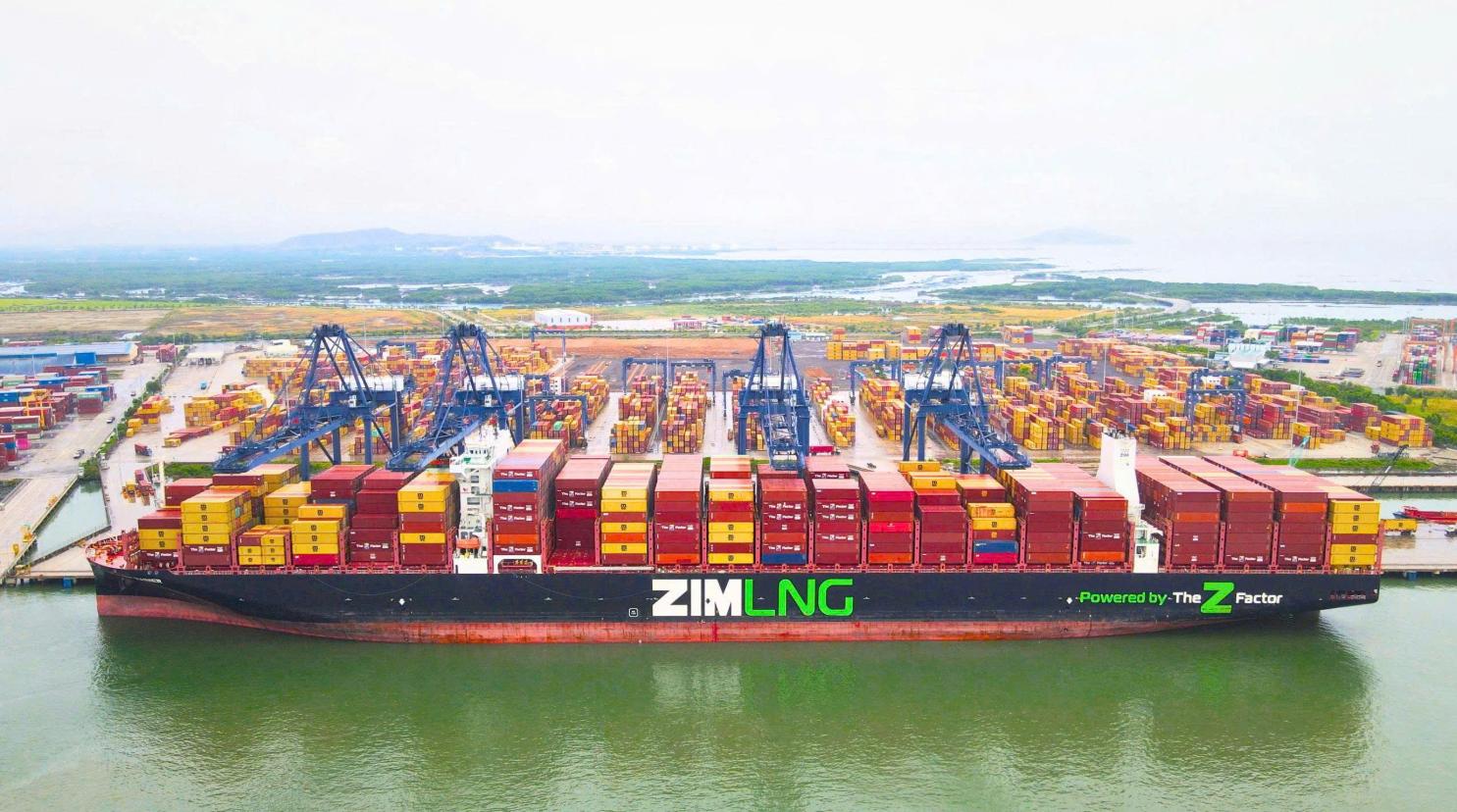 Cái Mép đón tàu LNG siêu lớn trên tuyến xuyên Thái Bình Dương