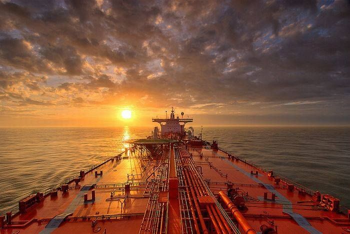 Gần 2 triệu thùng dầu vượt Hormuz về Nghi Sơn