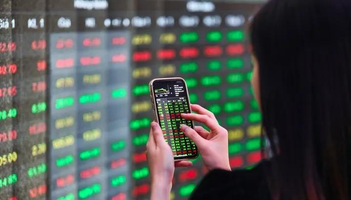 VN Index vẫn giữ được trên mốc 1.800 điểm