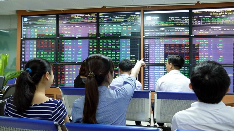 Cổ phiếu đáng chú ý ngày 4/6: Lợi nhuận tăng vọt, BSR được định giá cao hơn thị giá 22%