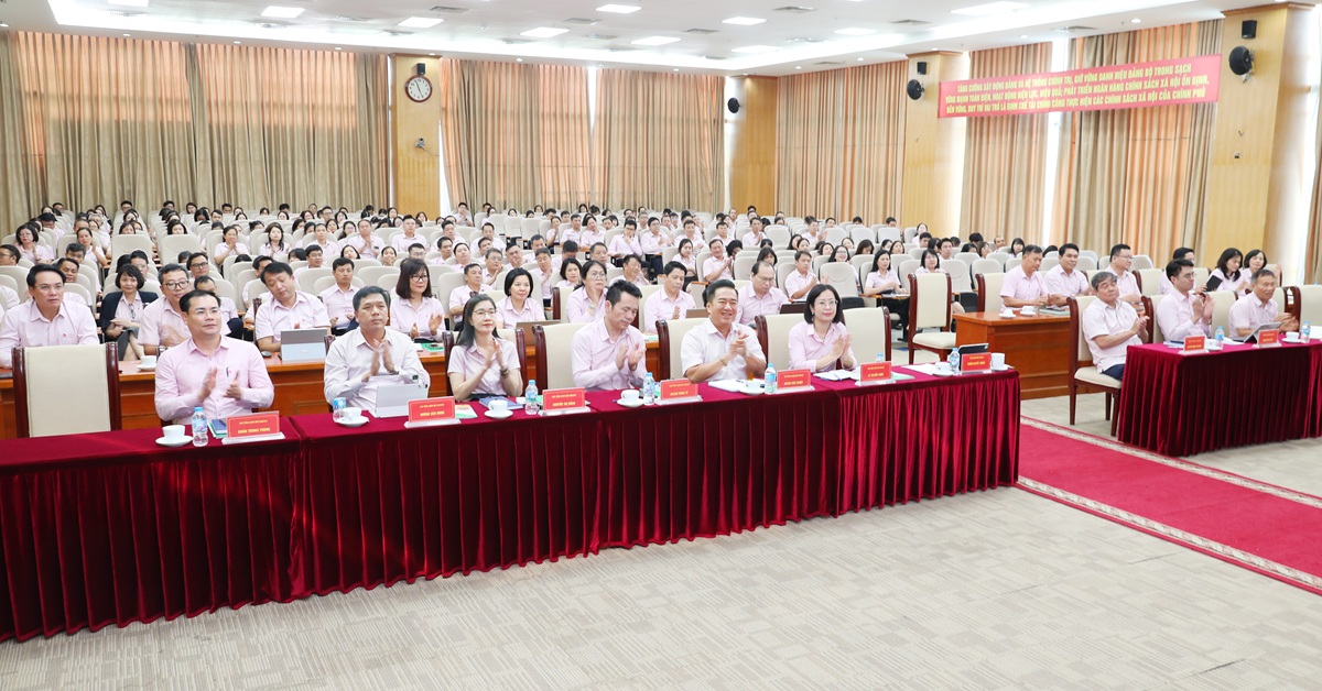 Buổi họp giao ban tại điểm cầu Hội sở chính