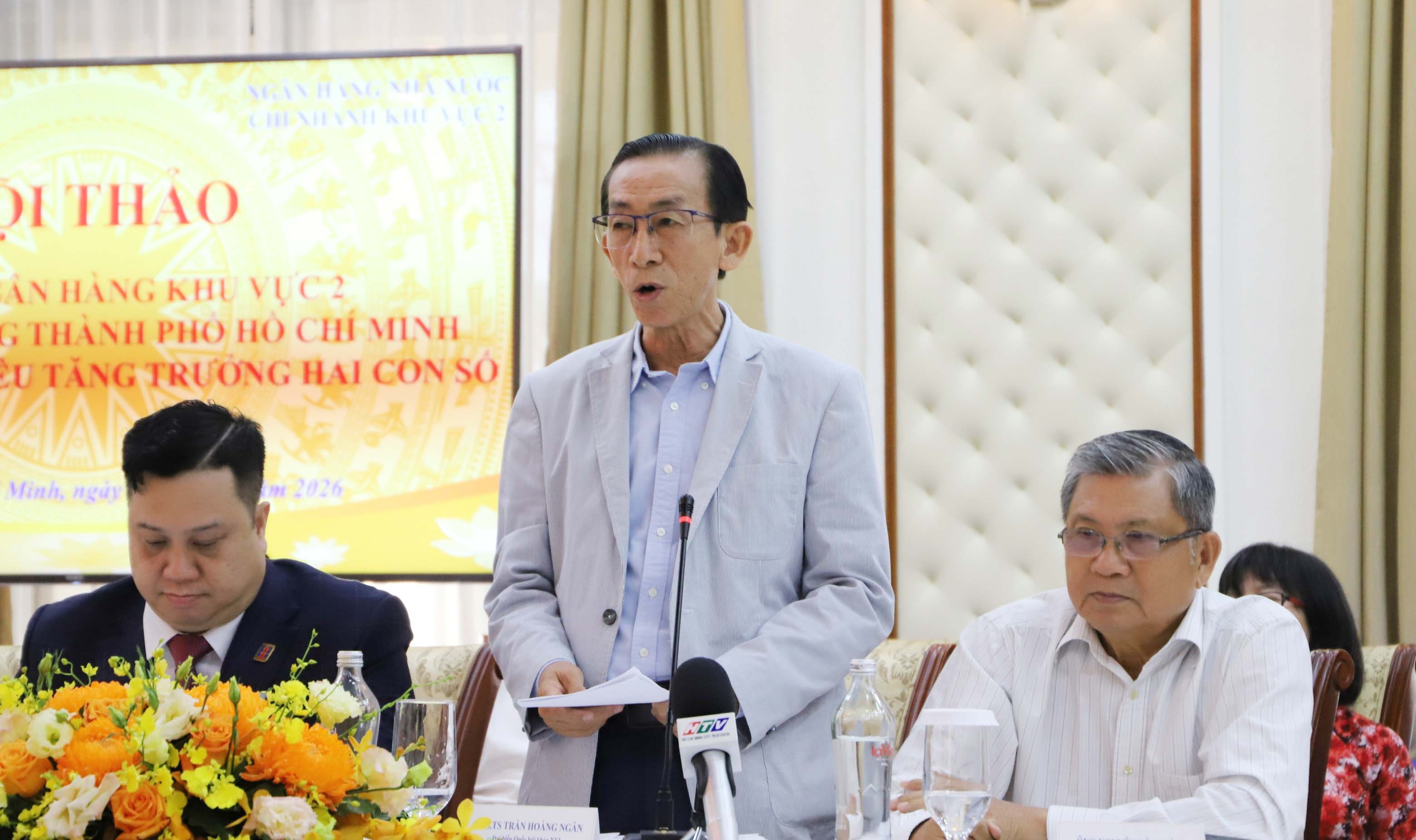 Tham dự Hội thảo có Nguyên Chủ nhiệm Ủy ban Đối ngoại của Quốc hội, nguyên Thống đốc NHNN Nguyễn Văn Giàu