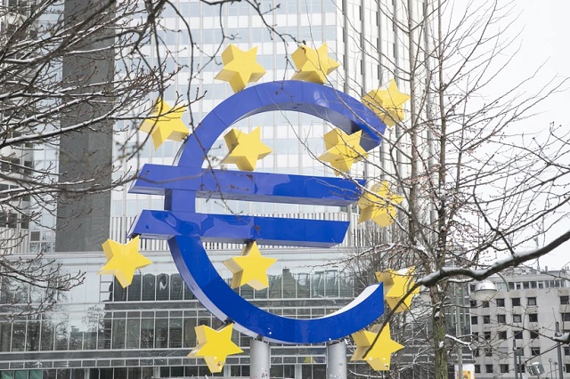 ECB sắp tăng lãi suất: Liệu bóng ma năm 2011 có lặp lại?