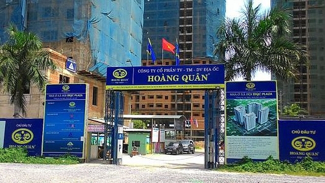 Có lãi nhưng tiền mặt cạn, Địa ốc Hoàng Quân đang đối mặt bài toán thanh khoản ra sao?
