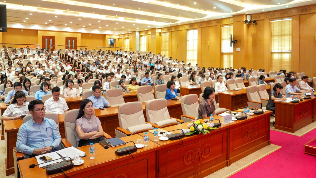 NHNN Khu vực 1 quán triệt chỉ đạo của Thống đốc về giảm mặt bằng lãi suất và phổ biến công tác bảo đảm an ninh, an toàn hoạt động tiền tệ