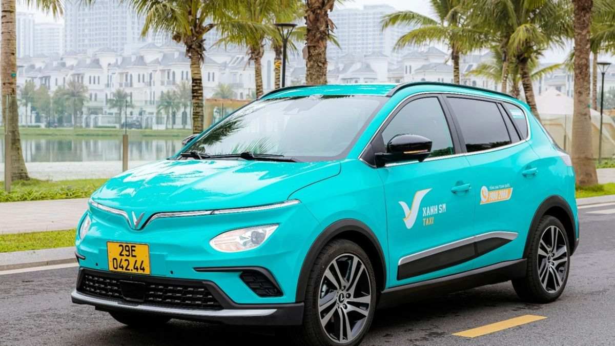 Công ty của tỷ phú Phạm Nhật Vượng tiếp tục thắng lớn với đơn hàng 2.000 xe điện