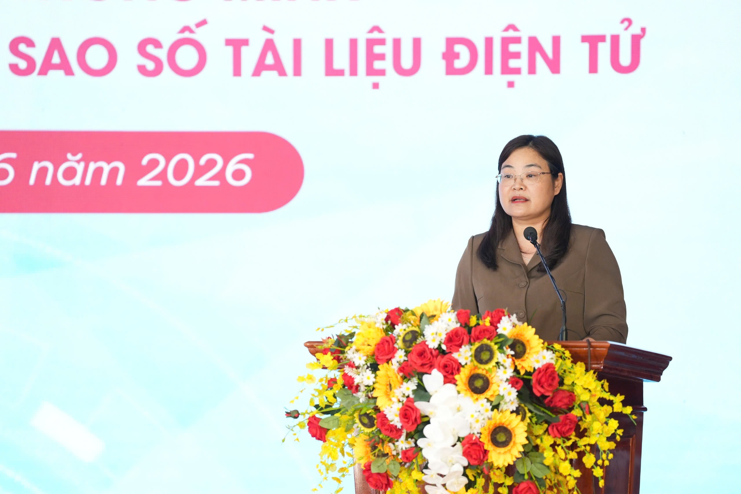 bà Hà Lan Anh - Phó Chủ tịch UBND tỉnh Ninh Bình 