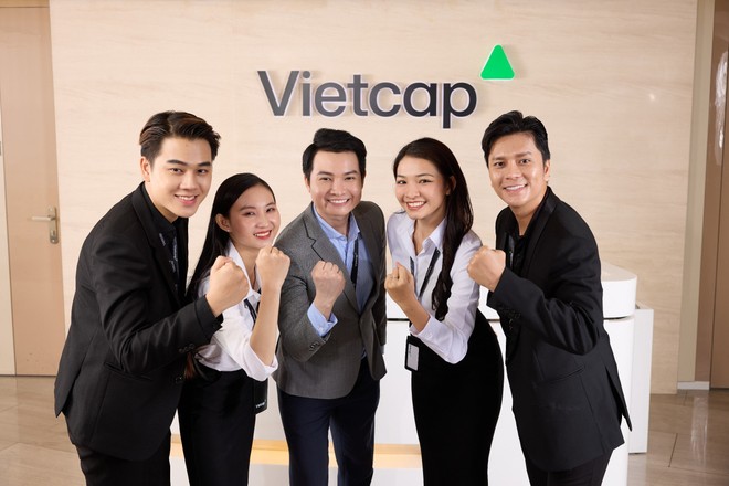 Giá cổ phiếu trên sàn hơn 24.000 đồng, Vietcap bán ESOP chỉ 11.000 đồng