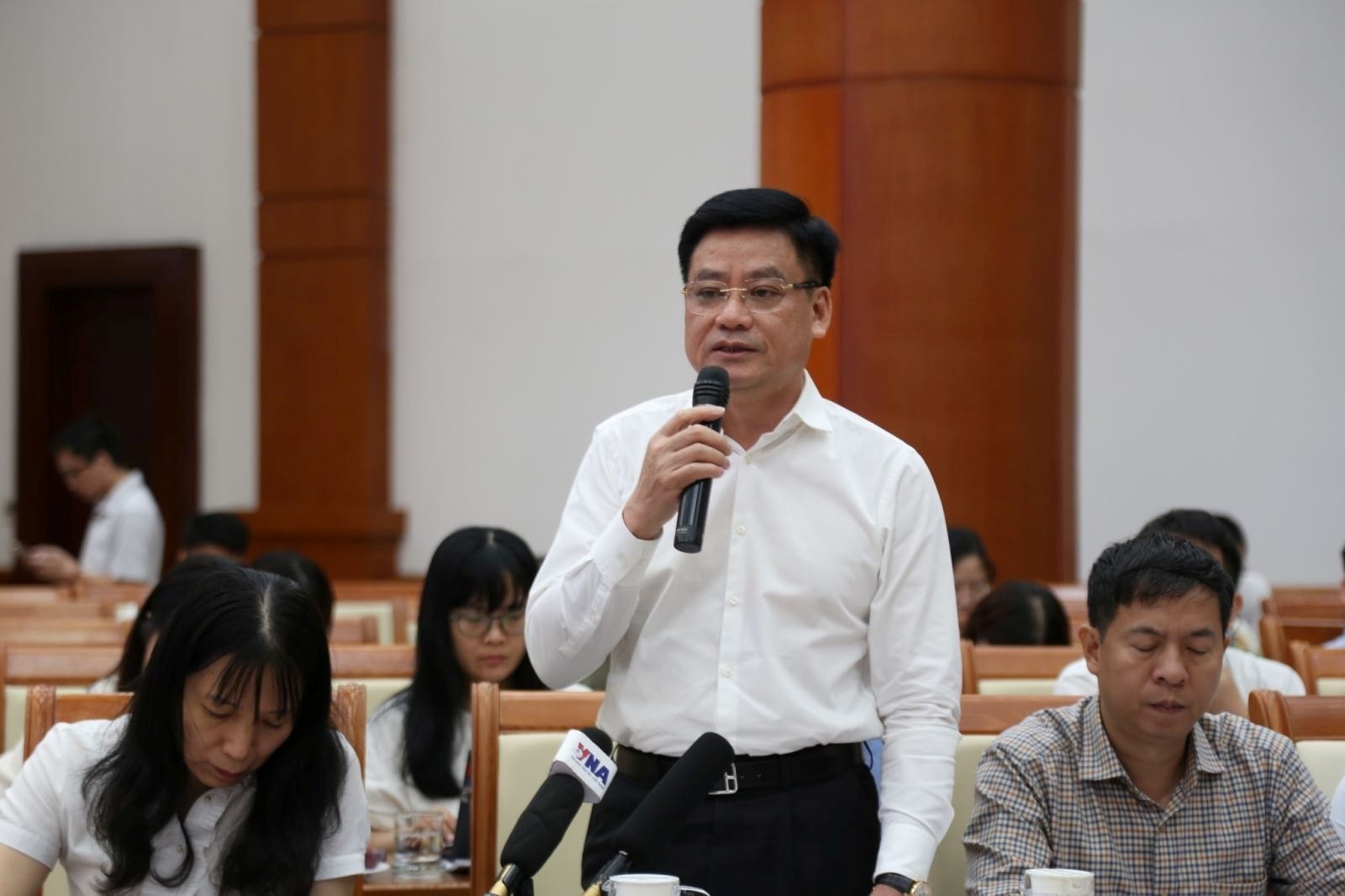 Ông Hoàng Văn Thu, Phó Chủ tịch Ủy ban Chứng khoán Nhà nước.jpg