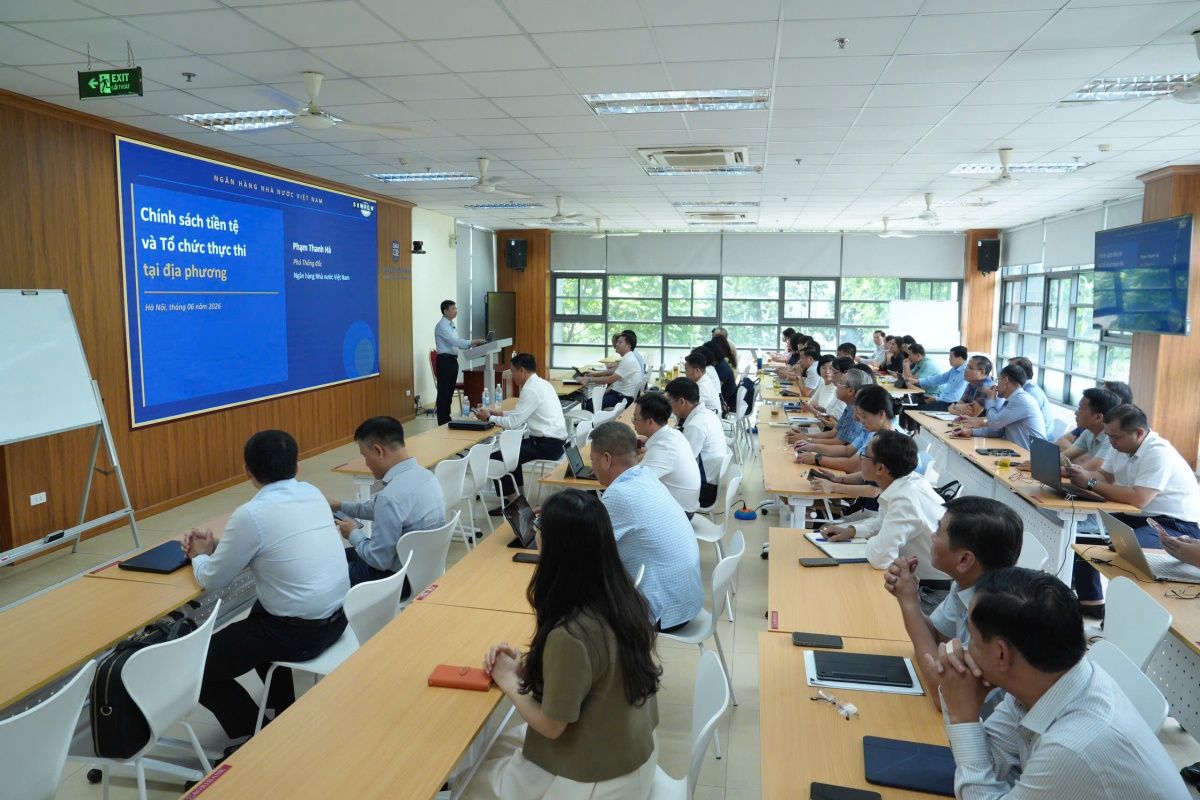 Lớp bồi dưỡng lãnh đạo NHNN khu vực: Nâng cao hiệu quả và trách nhiệm trong thực thi nhiệm vụ