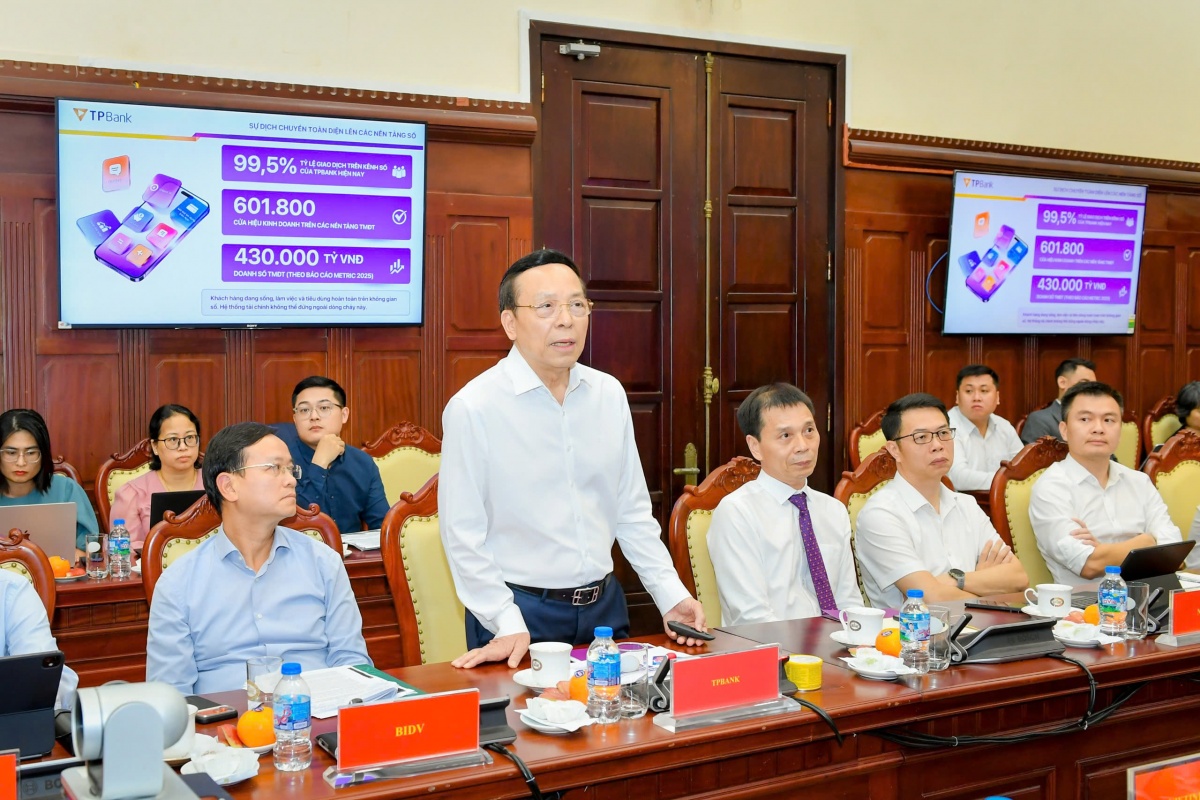 Đẩy mạnh ứng dụng công nghệ, đáp ứng yêu cầu phát triển của ngành Ngân hàng