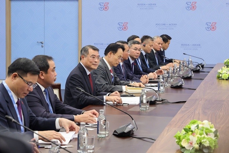 Thủ tướng Lê Minh Hưng đề nghị phía Nga tạo điều kiện thuận lợi hơn nữa cho một số mặt hàng của Việt Nam tiếp cận thị trường Nga. Ảnh VGP.jpg