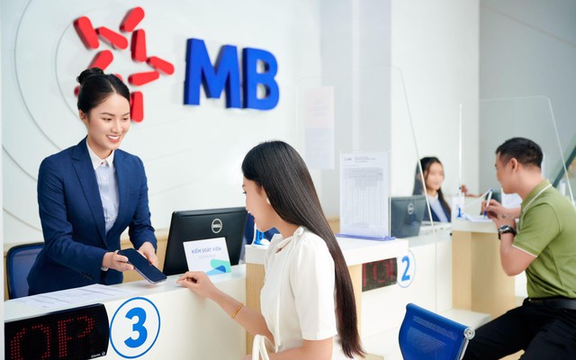 Lãnh đạo cấp cao MB bất ngờ không bán hết 1 triệu cổ phiếu như kế hoạch