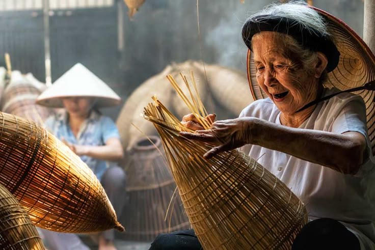 Bộ Nội vụ đề xuất giảm tuổi hưởng trợ cấp hưu trí xã hội xuống 70