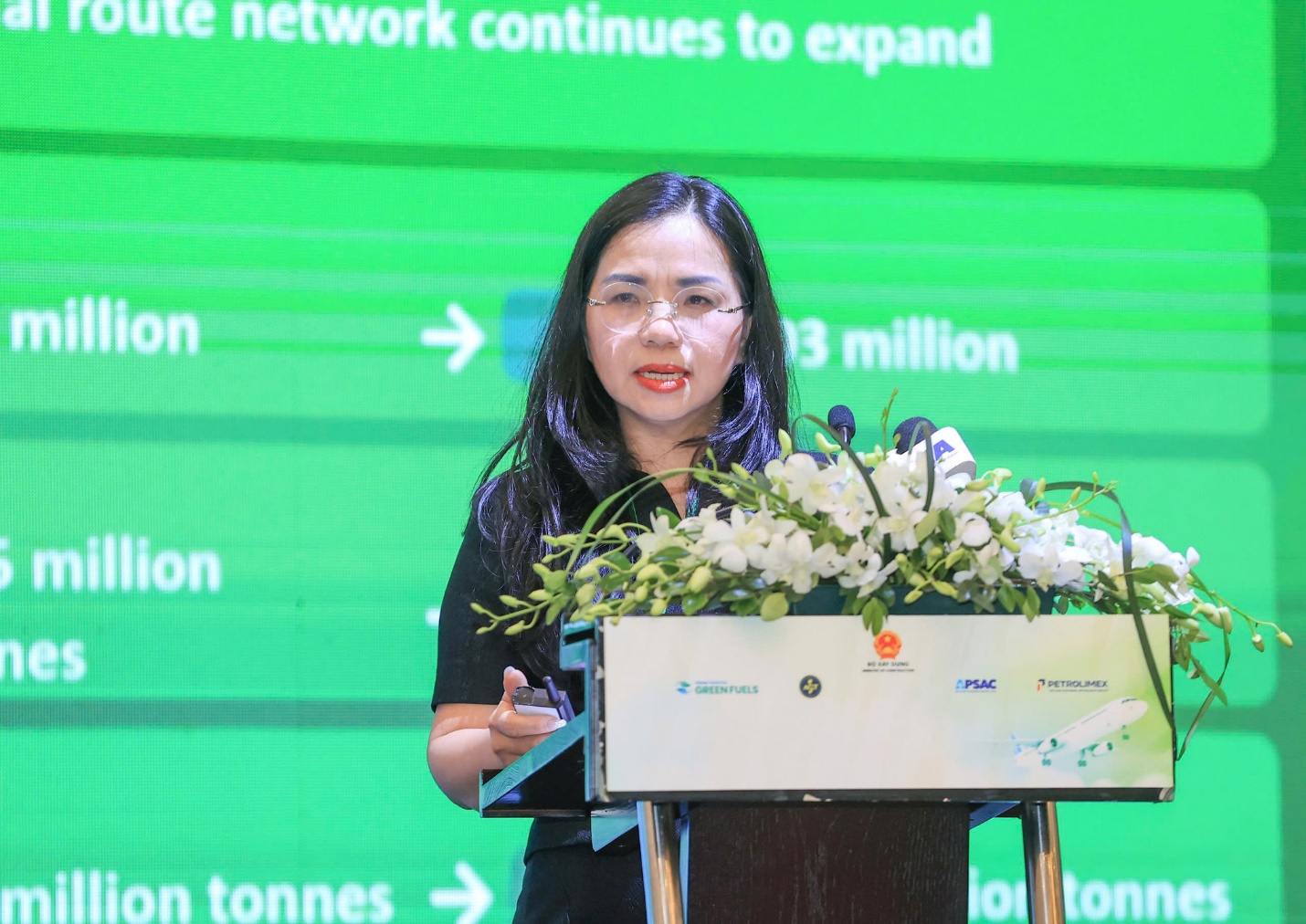 Thị trường nhiên liệu hàng không sắp bùng nổ: Cơ hội mới cho HVN, VJC, BSR, PLX, PVN