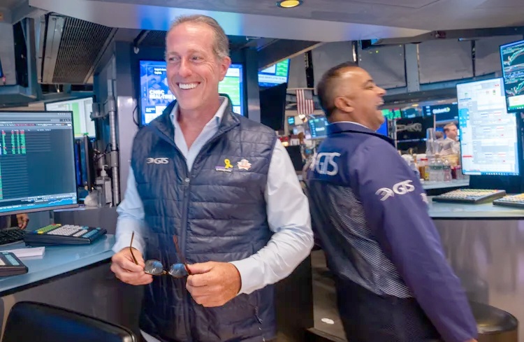 Dow Jones lập kỷ lục mới, nhóm công nghệ trở thành đầu tàu kéo Phố Wall