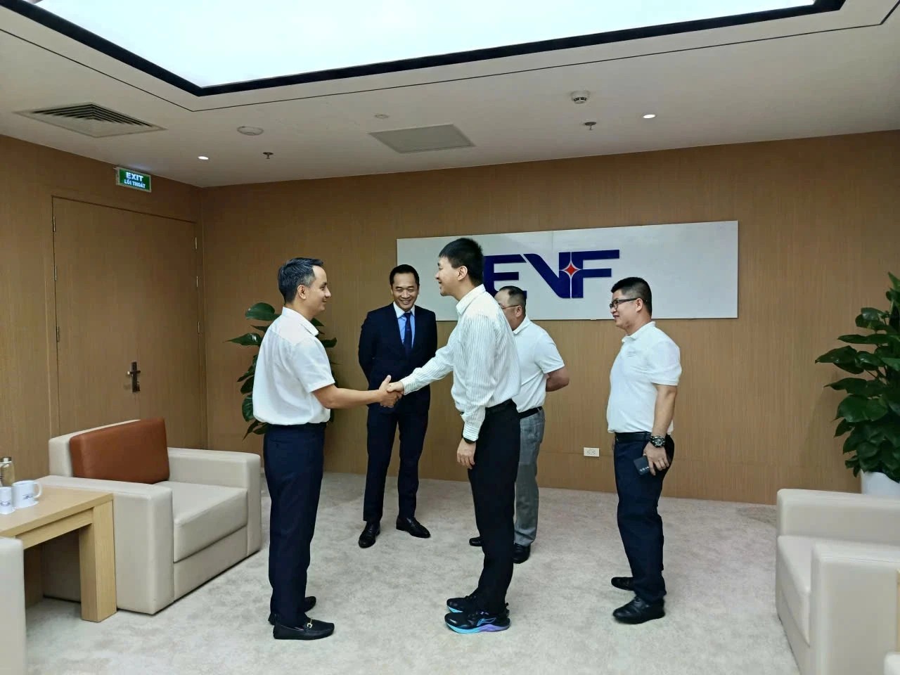 EVF mở rộng kết nối tới Cyannova Capital (hình 2).jpg