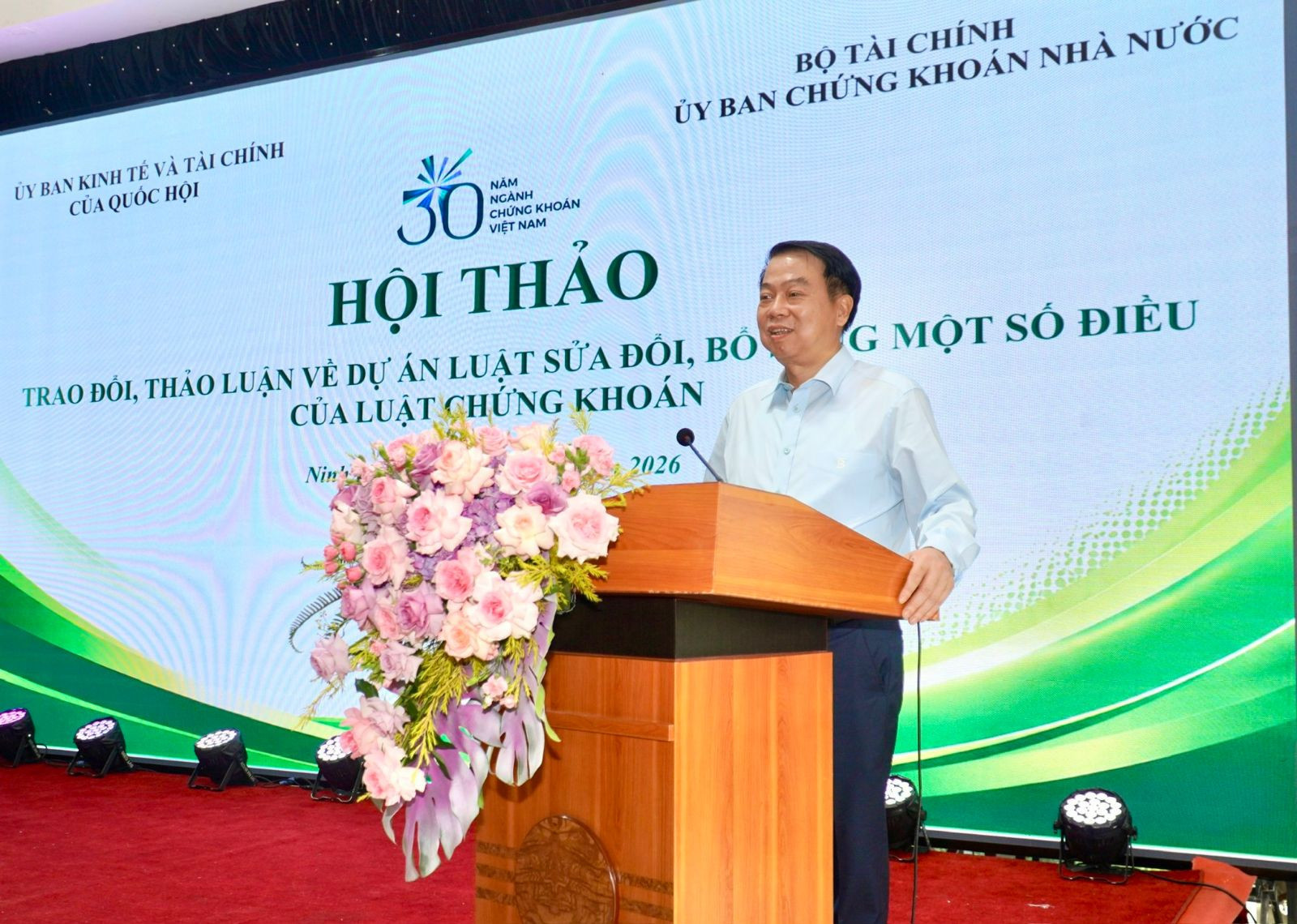 Bộ Tài chính đề xuất sửa Luật Chứng khoán, nhà đầu tư cần chú ý điều gì?