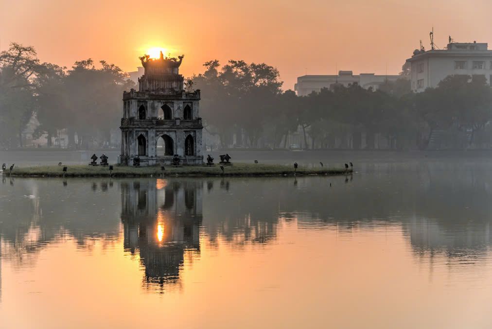 Hà Nội quyết giữ mục tiêu tăng trưởng 11% năm 2026, không điều chỉnh theo hướng thấp hơn