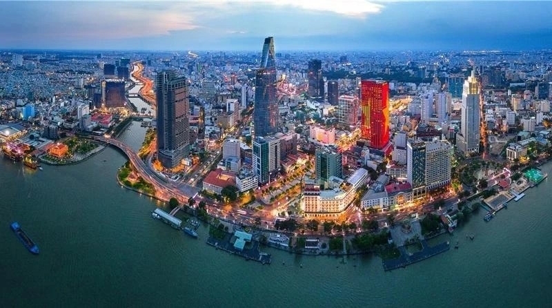 Sau GDP 8,18%, kinh tế Việt Nam cần làm gì để tăng tốc 6 tháng cuối năm?