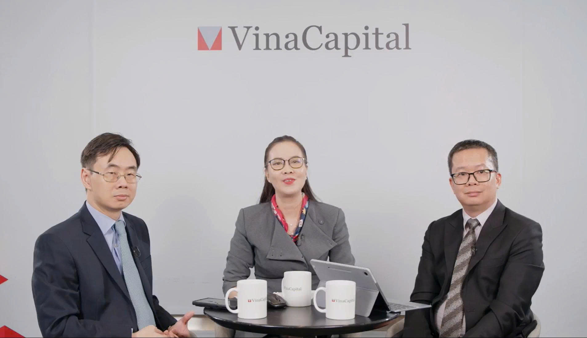 Chuyên gia VinaCapital chỉ ra các công thức để đầu tư cổ phiếu không cần nhìn bảng điện