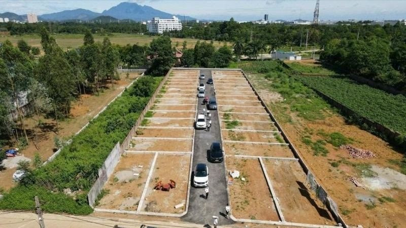 HoREA đề xuất siết giao dịch đất nền ngoài dự án, bịt kẽ hở phân lô bán nền trá hình