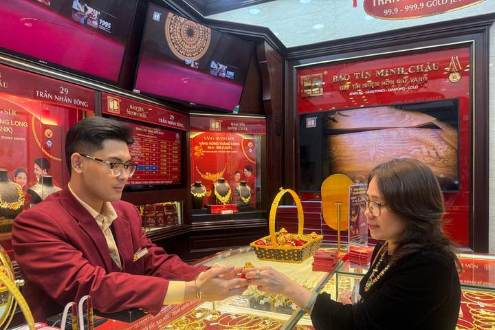 Thực hư thông tin Bảo Tín Minh Châu mua lại vàng PNJ, DOJI với giá 143 triệu đồng/lượng