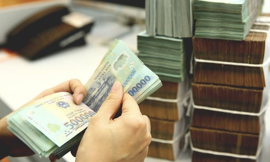 Tiền gửi của người dân vào ngân hàng lập kỷ lục hơn 10,8 triệu tỷ đồng