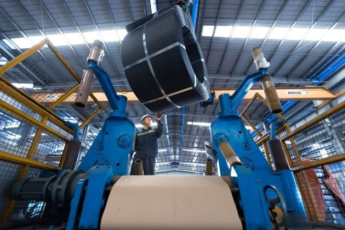 Bộ Công Thương điều tra chống bán phá giá thép Trung Quốc, Hòa Phát và Việt Nhật đón tin vui