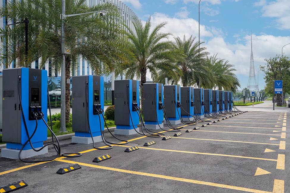 Quy chuẩn trạm sạc xe điện sắp hoàn thiện, nhiều doanh nghiệp tăng tốc đầu tư