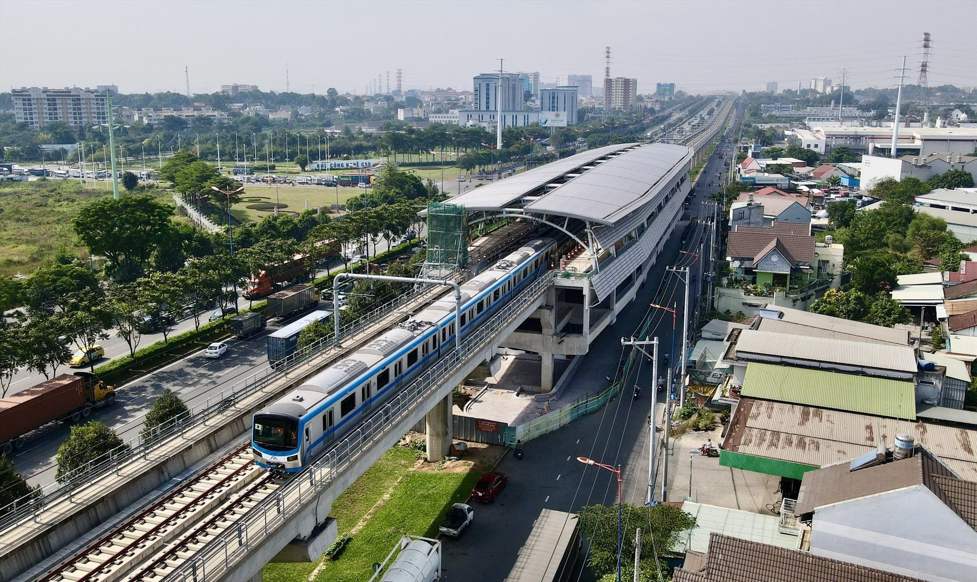 Metro 3,3 tỷ USD tại TP.HCM có đề xuất mới, kết nối trực tiếp 3 nhà ga Tân Sơn Nhất