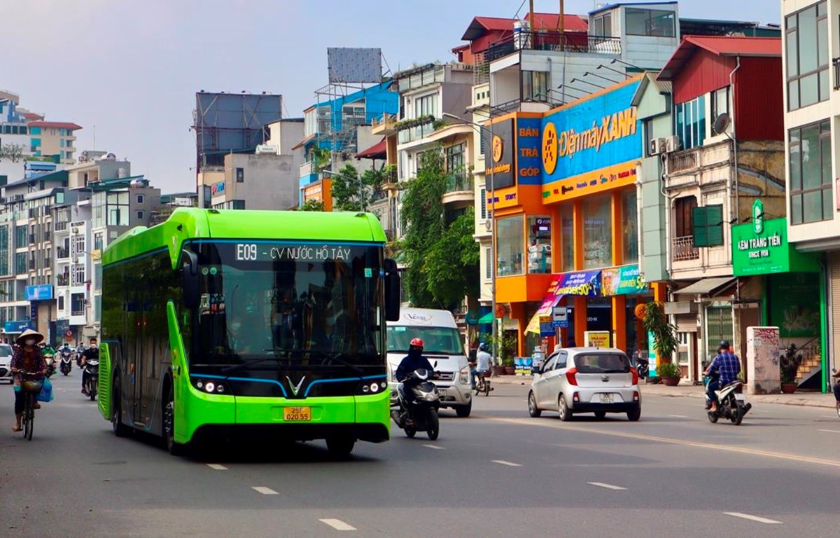 TP.HCM tăng tốc giao thông xanh, cán bộ công chức được yêu cầu tiên phong dùng xe điện