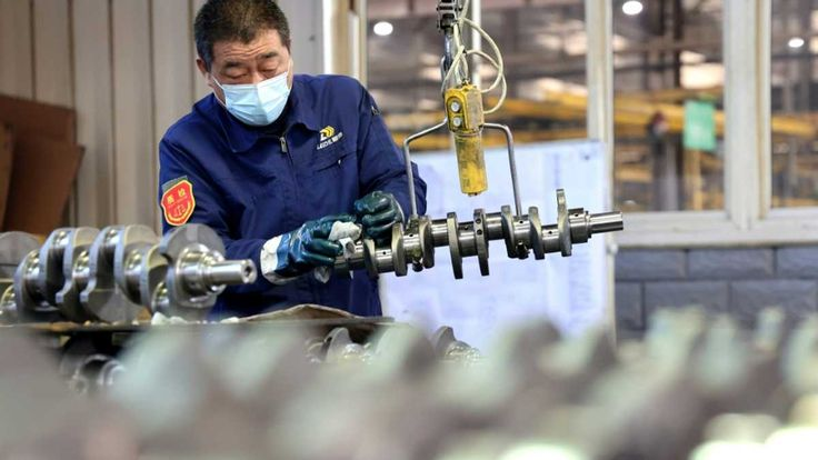 PMI Trung Quốc bất ngờ rơi xuống 49,2 điểm sau ba tháng duy trì trên ngưỡng 50