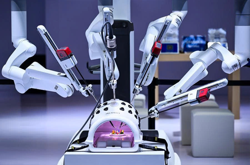 Trung Quốc đưa robot phẫu thuật vào Việt Nam, tăng tốc cạnh tranh với các hãng Mỹ
