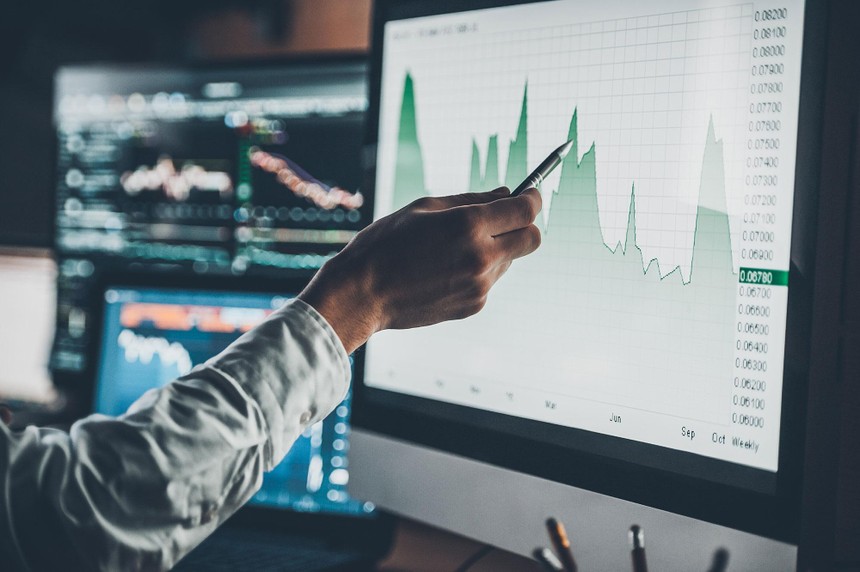 VN-Index giằng co dưới mốc 1.800 điểm, nhà đầu tư nên làm gì?