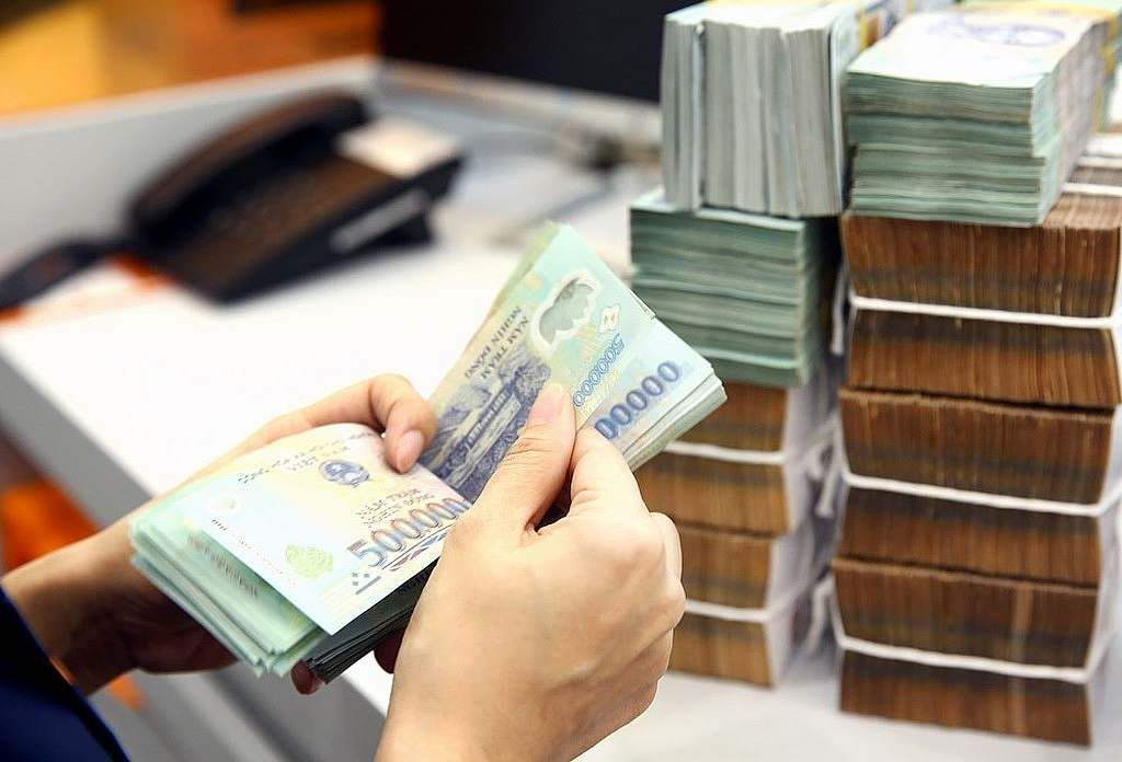 Cho vay kinh doanh bất động sản vượt 1,1 triệu tỷ đồng sau 6 tháng, nhiều ngân hàng tăng tốc rót vốn
