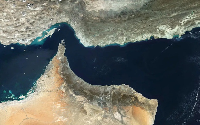 Sau thỏa thuận Mỹ-Iran, dòng chảy dầu mỏ qua Hormuz bắt đầu phục hồi