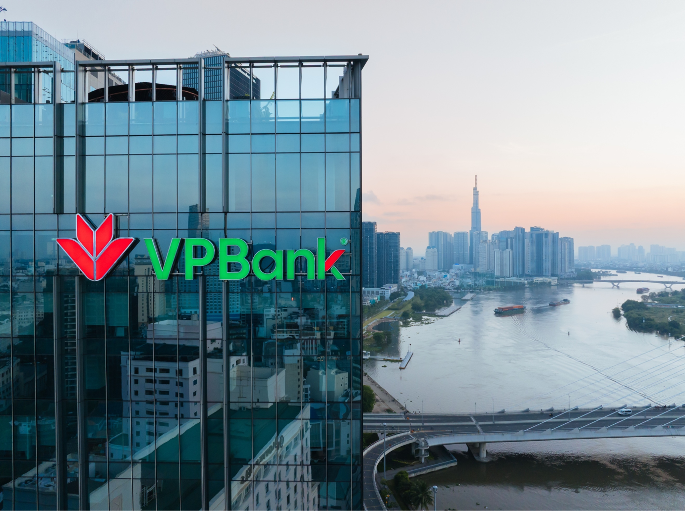 Một cổ phiếu ngân hàng thuộc FTSE Global All Cap có thể hút hơn 1.600 tỷ đồng