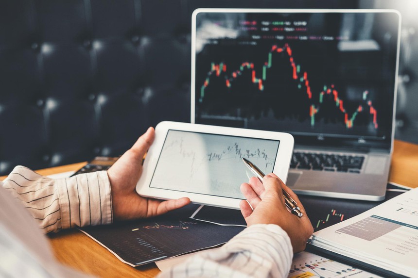 VN-Index có thể kiểm định vùng 1.840-1.850 điểm, nhà đầu tư nên làm gì trong phiên ngày 27/8