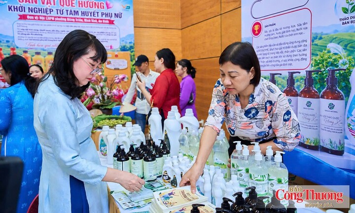Minh bạch thông tin để bảo vệ người tiêu dùng trong xu hướng sống xanh