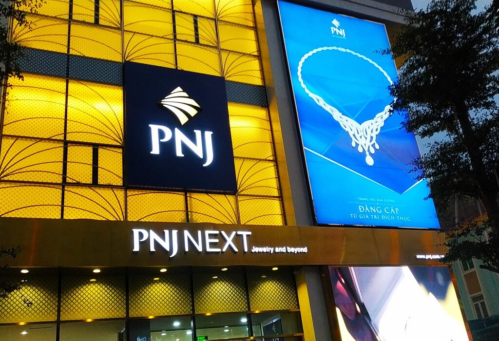 PNJ bất ngờ công bố thông tin rút ngắn thời gian thanh toán cho khách bán vàng, kim cương