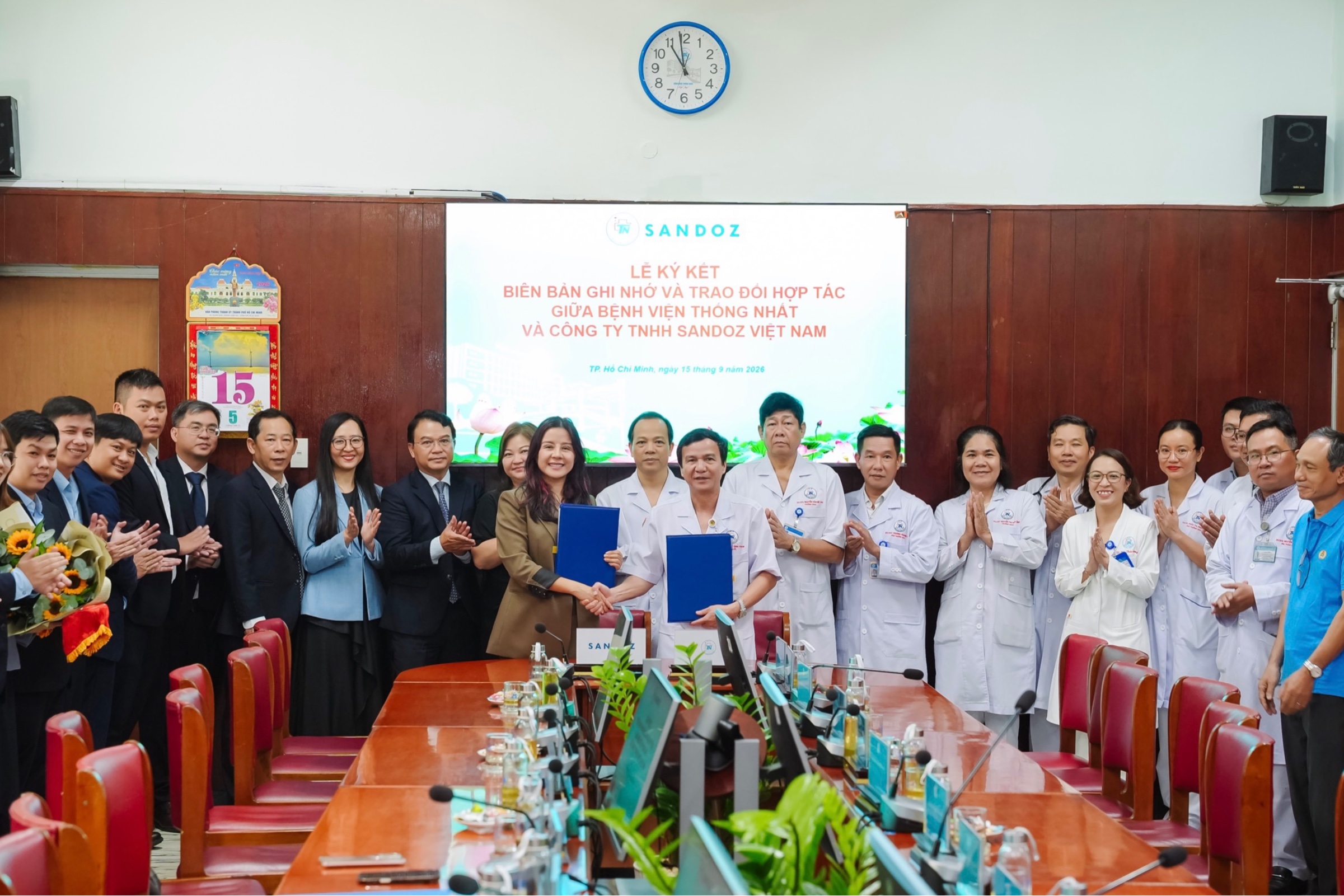 Ông lớn dược phẩm Thụy Sĩ tiếp tục "bắt tay" hệ thống y tế Việt Nam
