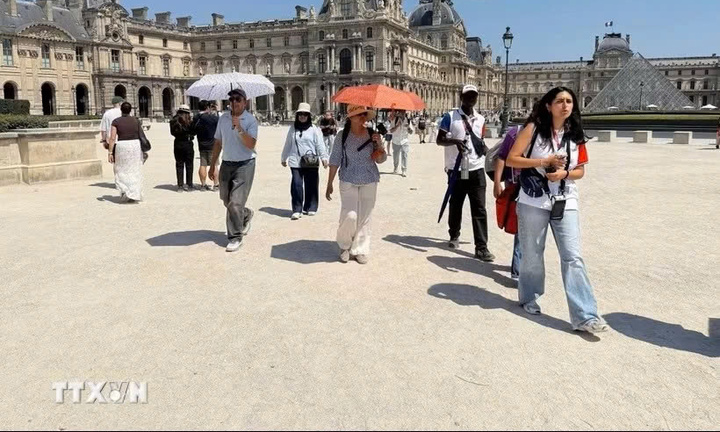 Châu Âu: Người dân chật vật với giá năng lượng tăng, đẩy mạnh tiết kiệm điện
