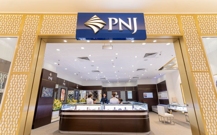 PNJ giảm sàn phiên thứ 3 liên tiếp, dư bán gần 25 triệu cổ phiếu