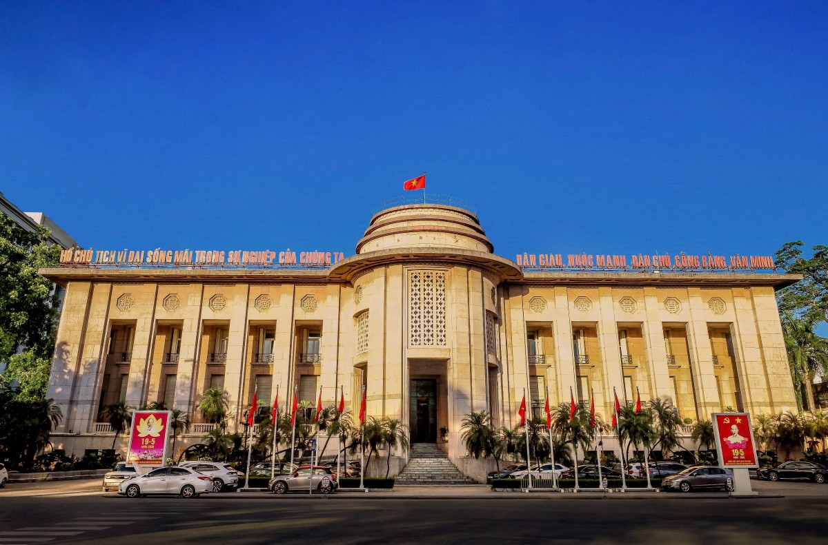 Ngân hàng Nhà nước quy định trần cho vay trên tiền gửi (LDR) lên 95%, mở cơ chế miễn theo chuẩn mới