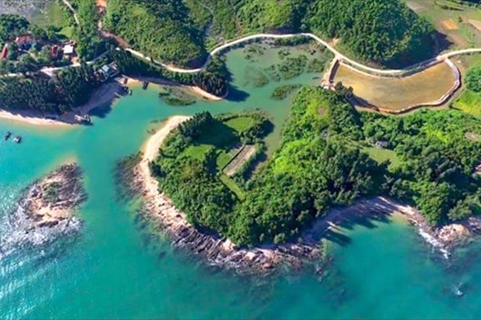 “Đảo ngọc” gần 2.500ha ở miền Bắc: Rừng và biển đan xen, còn giữ vẻ hoang sơ ít người biết