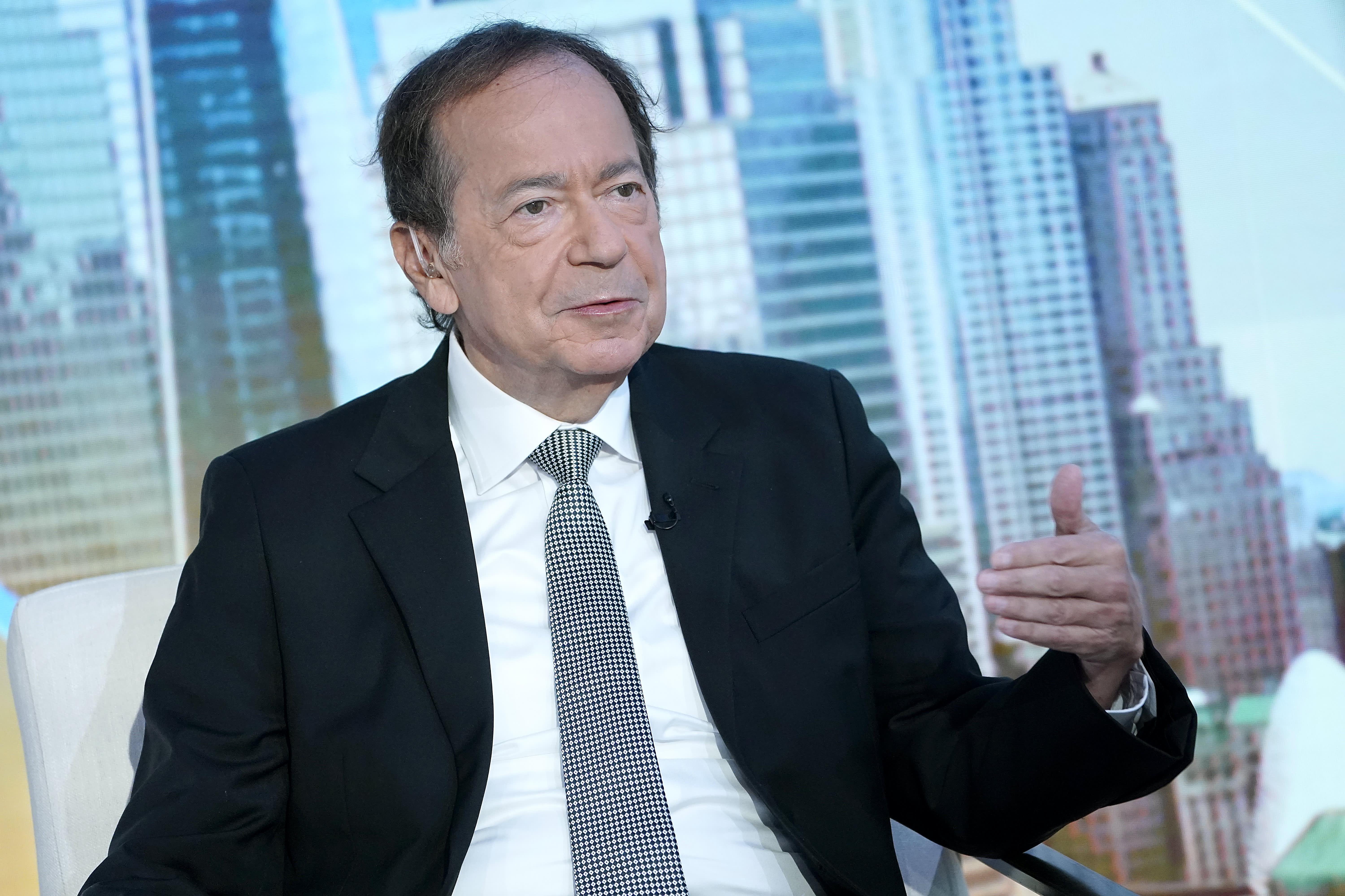 Bật mí cách đầu tư giúp tỷ phú John Paulson "sai một lần mất ít, đúng một lần lời lớn"