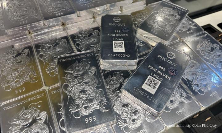 Giá bạc hôm nay 3/10/2026: Bạc thế giới vượt ngưỡng 60 USD/ounce